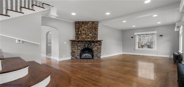 75 Willetts Avenue New London Connecticut, 06320 | Stunning Queen Anne Colonial on Corner Lot