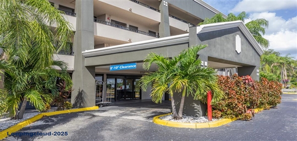 2717 Colonial Blvd Fort Myers Florida, 33907 | Limited-Service Hotel Opportunity