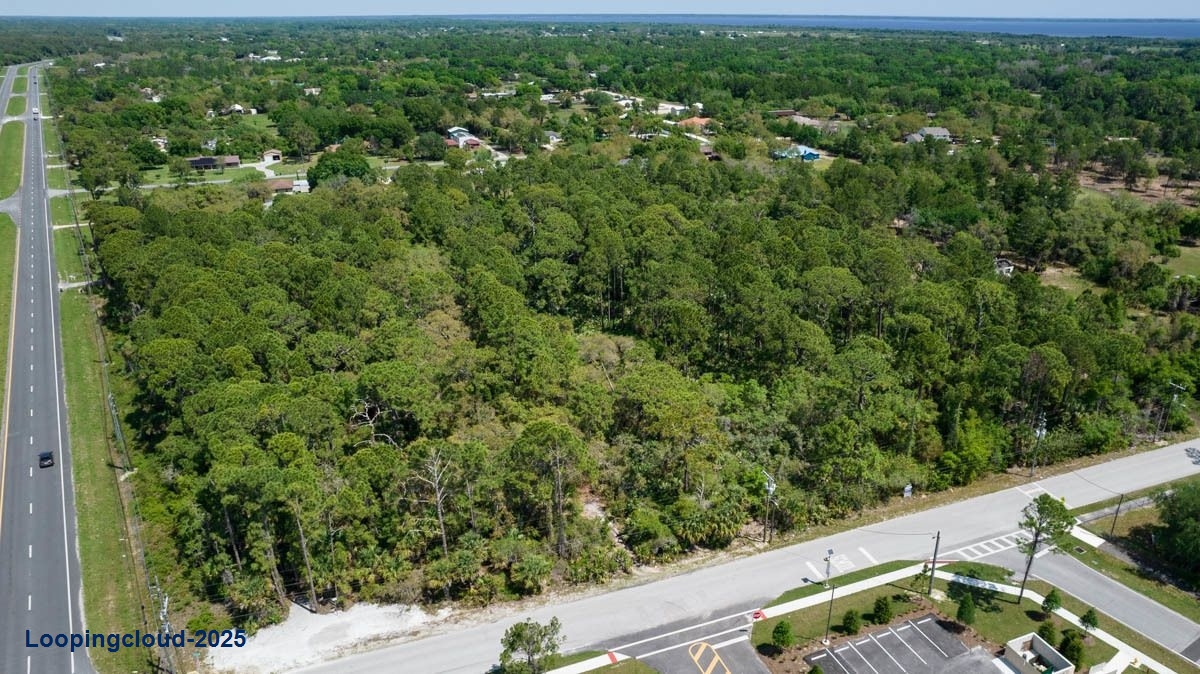 Commercial Property for Sale in Mims Florida 32754