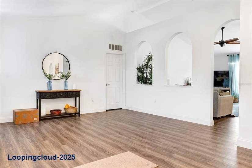 Updated 4-Bedroom Home in South Gulf Cove