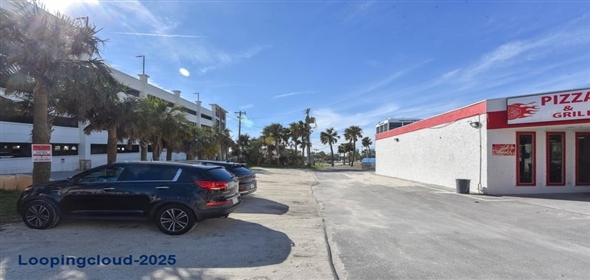 515 N Atlantic Avenue Daytona Beach Florida, 32118 | Pizzería for Sale in Daytona
