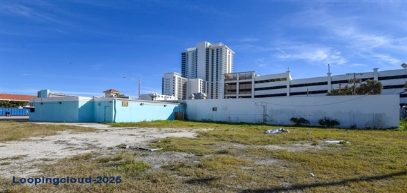 515 N Atlantic Avenue Daytona Beach Florida, 32118 | Pizzería for Sale in Daytona