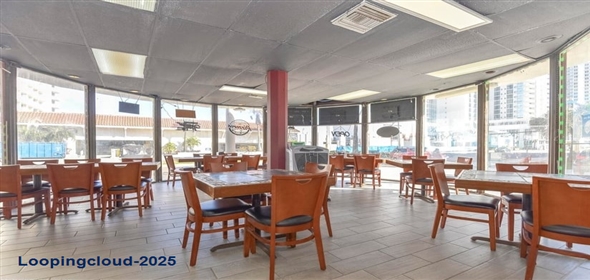 515 N Atlantic Avenue Daytona Beach Florida, 32118 | Pizzería for Sale in Daytona