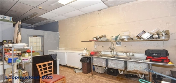 515 N Atlantic Avenue Daytona Beach Florida, 32118 | Pizzería for Sale in Daytona