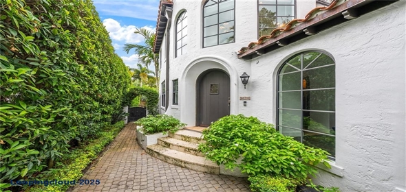 628 NE 59th St, Miami, FL 33137 Miami Florida, 33137 | Stunning Ivy-Adorned Residence in Upper Morningside: Exquisite Renovation with Pool and Cabana