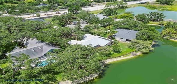 4443 ROBIN HOOD TRAIL W Sarasota Florida, 34232 | Incredible Home i Sarasota