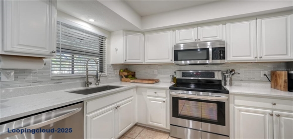 2008 COUNTRY MEADOWS LANE Sarasota Florida, 34235 | Beautiful Home