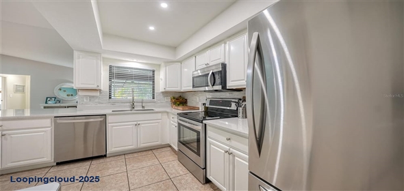 2008 COUNTRY MEADOWS LANE Sarasota Florida, 34235 | Beautiful Home