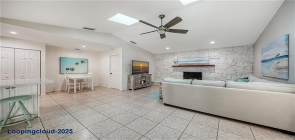 2008 COUNTRY MEADOWS LANE Sarasota Florida, 34235 | Beautiful Home