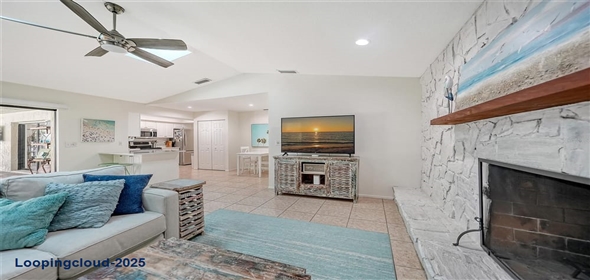 2008 COUNTRY MEADOWS LANE Sarasota Florida, 34235 | Beautiful Home