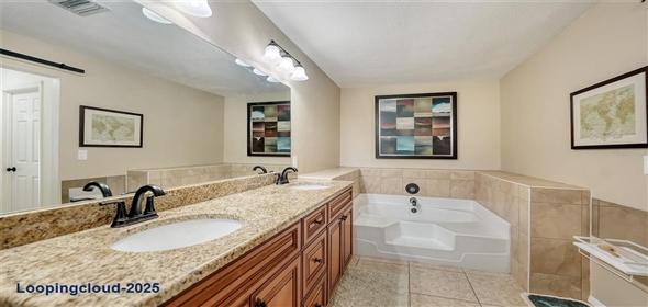 2008 COUNTRY MEADOWS LANE Sarasota Florida, 34235 | Beautiful Home