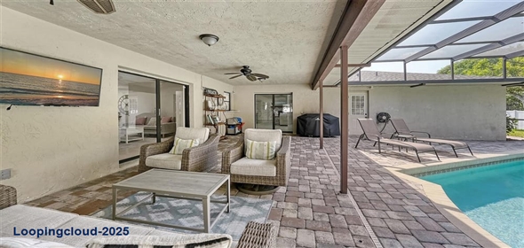 2008 COUNTRY MEADOWS LANE Sarasota Florida, 34235 | Beautiful Home