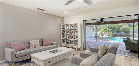 2008 COUNTRY MEADOWS LANE Sarasota Florida, 34235 | Beautiful Home
