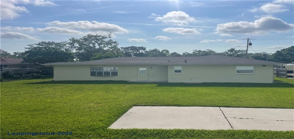 48 DADE AVENUE Sarasota Florida, 34232 | Updated Concrete Block Ranch Style Home