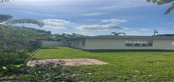 48 DADE AVENUE Sarasota Florida, 34232 | Updated Concrete Block Ranch Style Home
