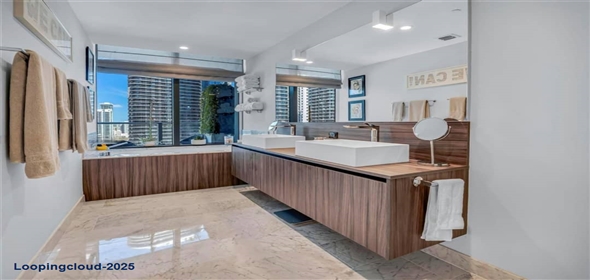 1000 Brickell Plz # 2912 Miami Florida, 33131 | Elegant Corner Unit with Designer Finishes and Spectacular Views