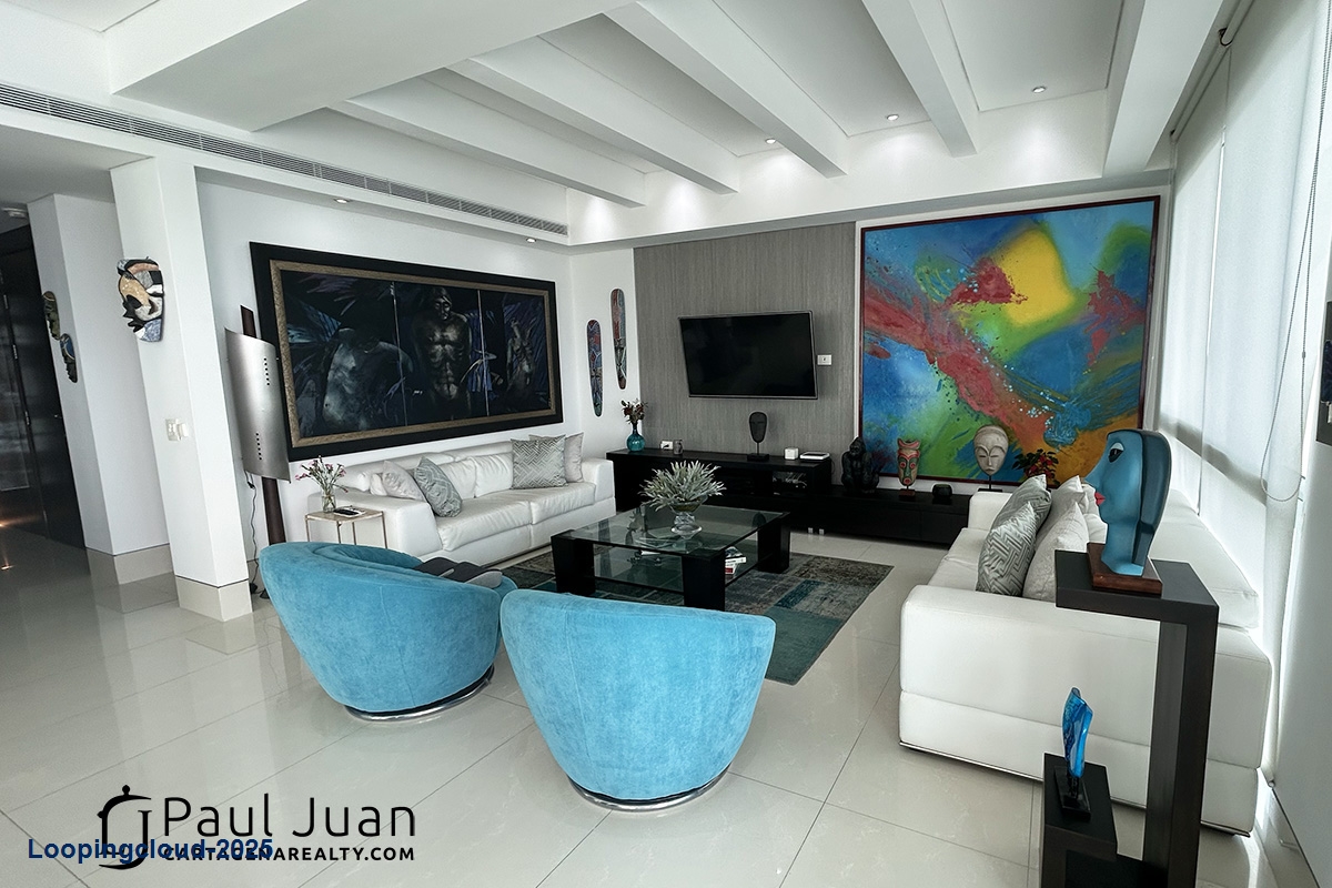 Luxurious Beachfront Apartment in Castillogrande