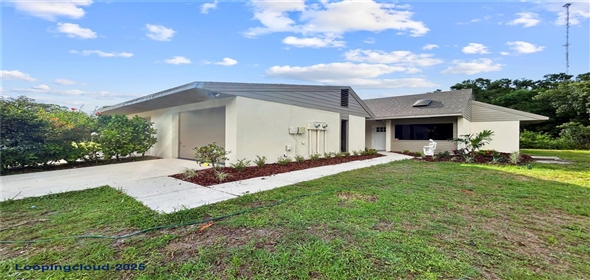 5136 CEDAR HAMMOCK DRIVE Sarasota Florida, 34232 | Beautifully Renovated Home
