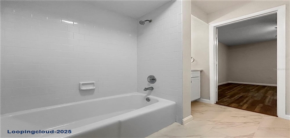 5136 CEDAR HAMMOCK DRIVE Sarasota Florida, 34232 | Beautifully Renovated Home