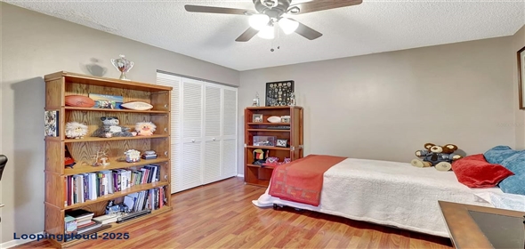 4722 OAK HILL LANE #44 Sarasota Florida, 34232 | Prime Location in Sarasota