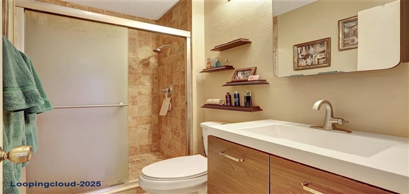 4722 OAK HILL LANE #44 Sarasota Florida, 34232 | Prime Location in Sarasota