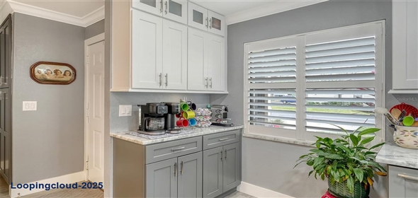 205 OAK HILL DRIVE #7 Sarasota Florida, 34232 | Beautifully Remodeled Home