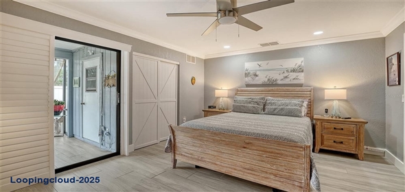 205 OAK HILL DRIVE #7 Sarasota Florida, 34232 | Beautifully Remodeled Home