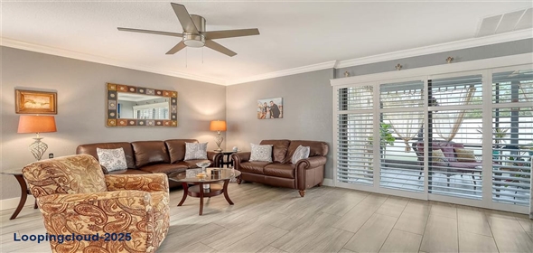 205 OAK HILL DRIVE #7 Sarasota Florida, 34232 | Beautifully Remodeled Home
