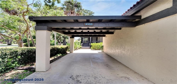 4333 TRAILS DRIVE #10-1 Sarasota Florida, 34232 | Fantastic Home in the Community of Lakes of Sarasota