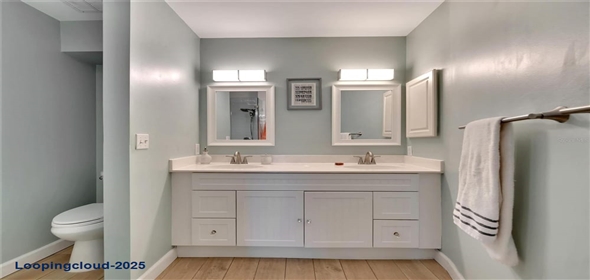 4333 TRAILS DRIVE #10-1 Sarasota Florida, 34232 | Fantastic Home in the Community of Lakes of Sarasota