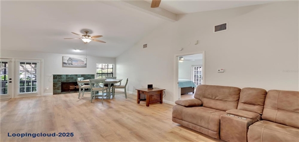4333 TRAILS DRIVE #10-1 Sarasota Florida, 34232 | Fantastic Home in the Community of Lakes of Sarasota