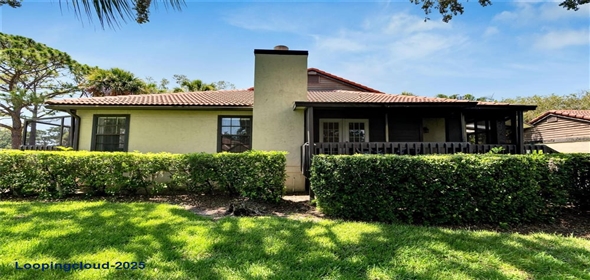4333 TRAILS DRIVE #10-1 Sarasota Florida, 34232 | Fantastic Home in the Community of Lakes of Sarasota