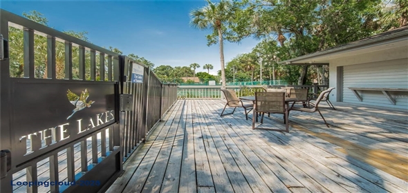 4333 TRAILS DRIVE #10-1 Sarasota Florida, 34232 | Fantastic Home in the Community of Lakes of Sarasota