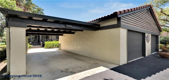 4333 TRAILS DRIVE #10-1 Sarasota Florida, 34232 | Fantastic Home in the Community of Lakes of Sarasota