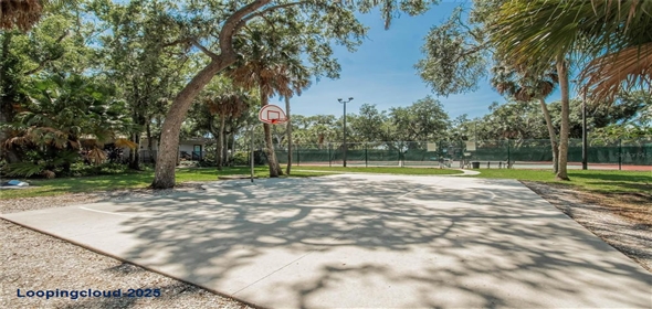 4333 TRAILS DRIVE #10-1 Sarasota Florida, 34232 | Fantastic Home in the Community of Lakes of Sarasota