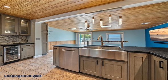 5002 BUNYAN STREET Sarasota Florida, 34232 | Centrally Located Home