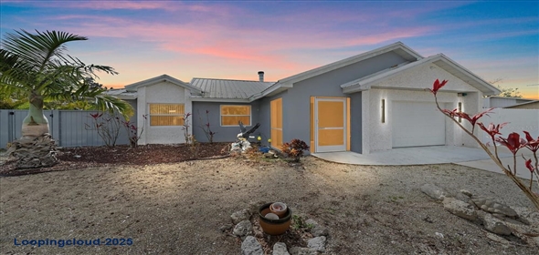 5002 BUNYAN STREET Sarasota Florida, 34232 | Centrally Located Home