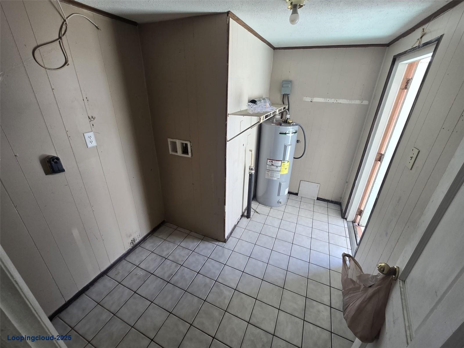 Cozy & Spacious Ranch style home