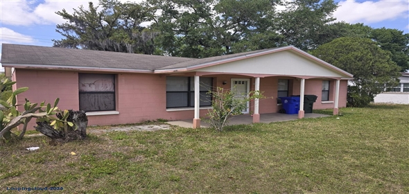 1521 Richmond Road Lakeland Florida, 33805 | Cozy & Spacious Ranch style home