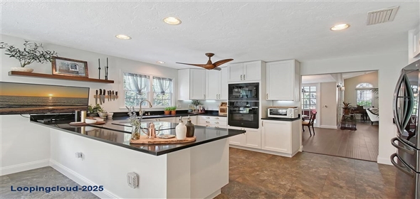 4326 BRACKENWOOD COURT Sarasota Florida, 34232 | Beautiful Home in Sarasota