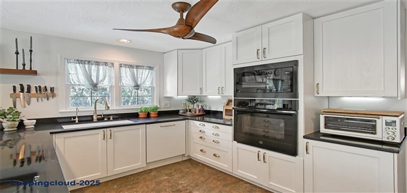 4326 BRACKENWOOD COURT Sarasota Florida, 34232 | Beautiful Home in Sarasota