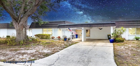 3941 GLEN OAKS DRIVE E #32 Sarasota Florida, 34232 | Exclusive Lakeview Home