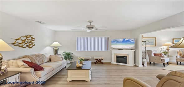 3941 GLEN OAKS DRIVE E #32 Sarasota Florida, 34232 | Exclusive Lakeview Home