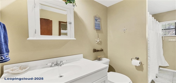 4063 WOODVIEW DRIVE Sarasota Florida, 34232 | Splendid Family House