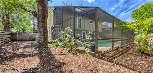 4063 WOODVIEW DRIVE Sarasota Florida, 34232 | Splendid Family House