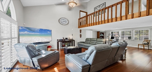 4063 WOODVIEW DRIVE Sarasota Florida, 34232 | Splendid Family House