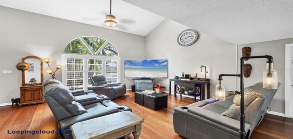 4063 WOODVIEW DRIVE Sarasota Florida, 34232 | Splendid Family House