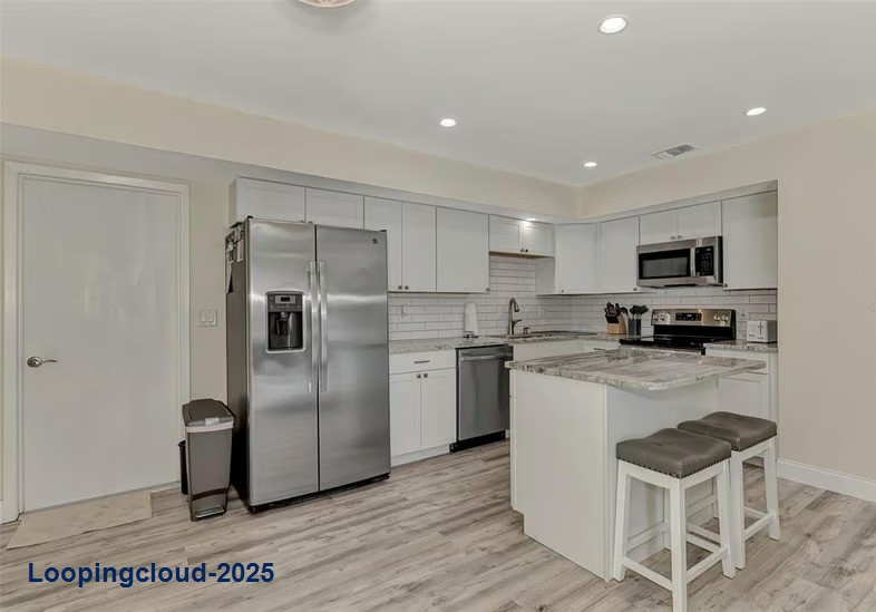 Fully Renovated 2BR/2BA Home in Gardens of Gulf Cove