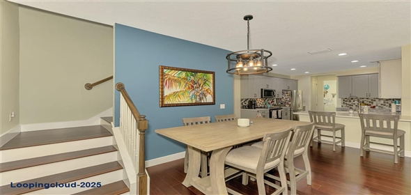 4500 CHINKAPIN DRIVE Sarasota Florida, 34232 | Beautiful Townhouse