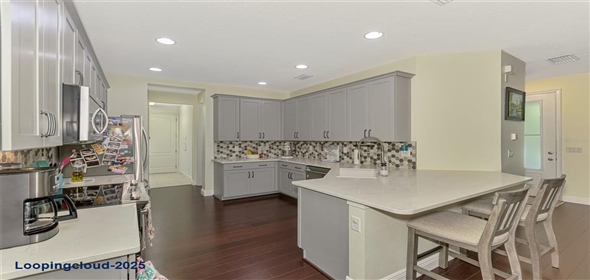 4500 CHINKAPIN DRIVE Sarasota Florida, 34232 | Beautiful Townhouse